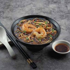酸辣汤虾球日本拉面